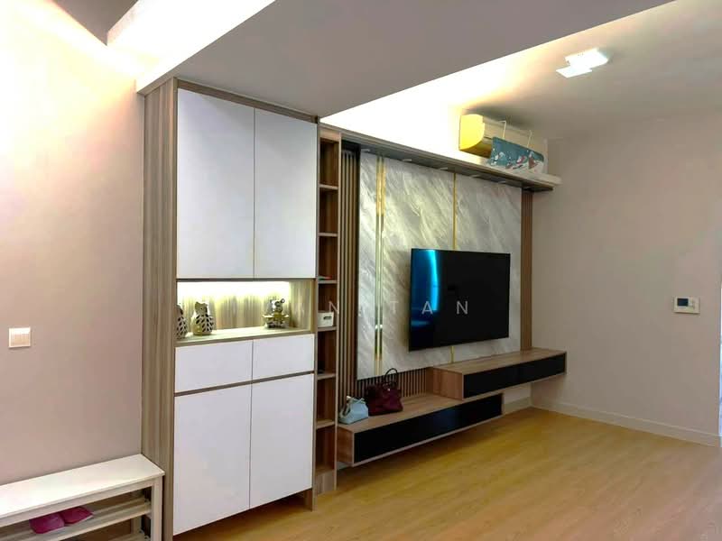 Servis Apartment untuk Disewa di Suasana Bukit Ceylon / Raja Chulan Residences - Ivan Tan - Living Room - PropertyGuru.com.my