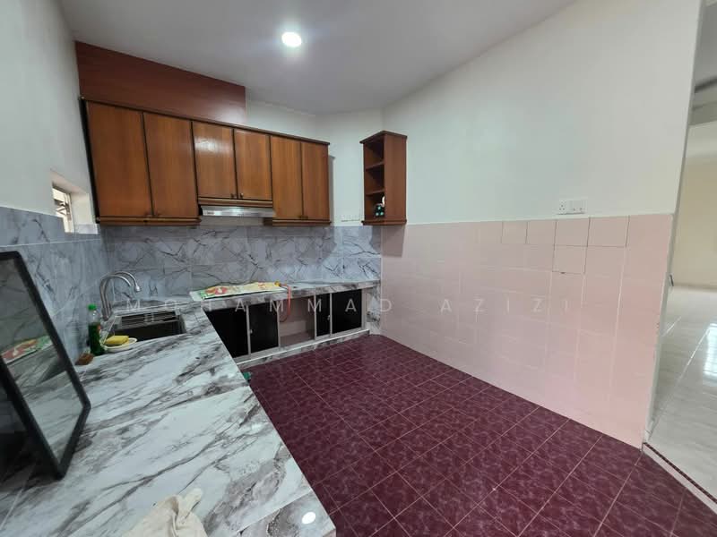 Bungalow for Sale in Taman Berjaya Permai (Kuantan) - Mohammad Azizi - PropertyGuru.com.my