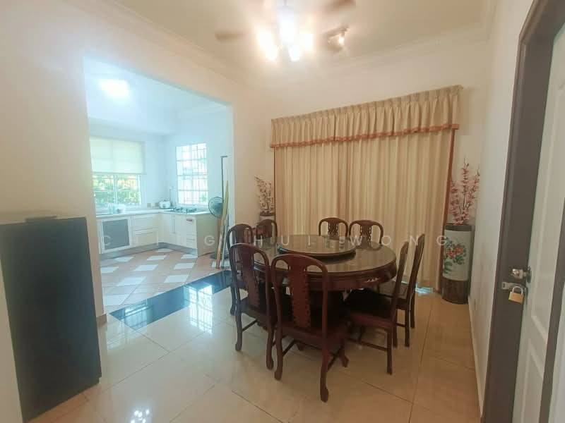 Bungalow for Rent in Kionsom Country Heights (Kota Kinabalu) - Ching Hui Wong - Dining Room - PropertyGuru.com.my