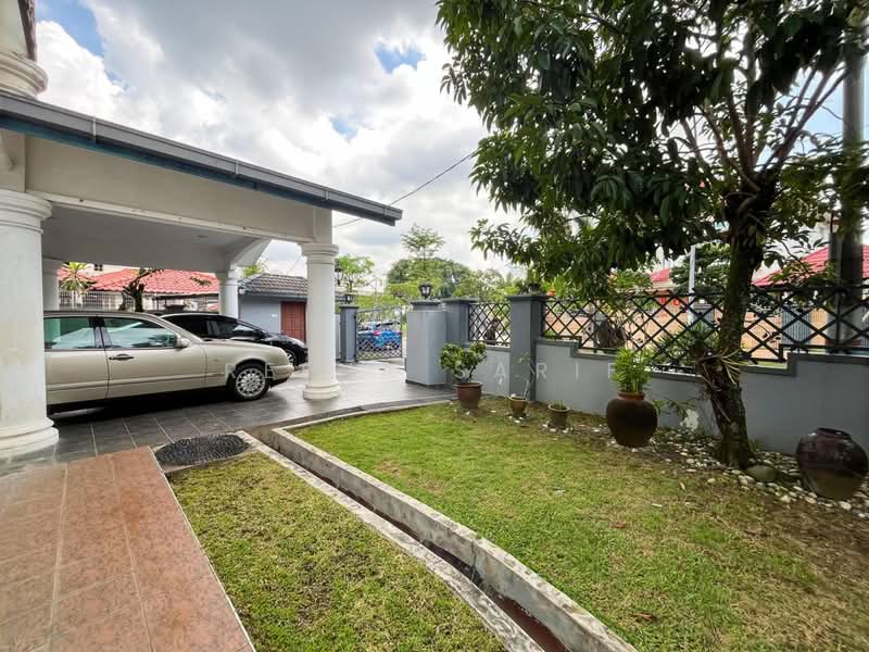 Bungalow for Sale in Seksyen 8 (Kota Damansara) - Reena Sarif - Exterior - PropertyGuru.com.my