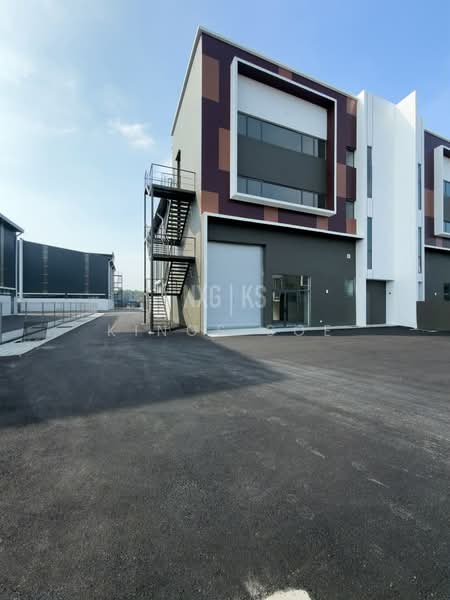 Semi-D Factory for Sale in Puncak Alam (Selangor) - Kings Soe - Exterior - PropertyGuru.com.my