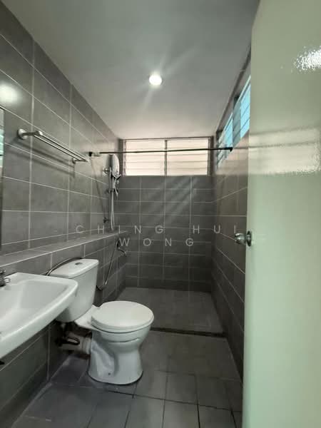 Condominium for Rent at Alam Damai - Ching Hui Wong - Bathroom - PropertyGuru.com.my