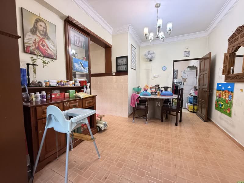 2-storey Terraced House for Sale in Mahkota Cheras (Cheras) - Willie Teng - Dining Room - PropertyGuru.com.my