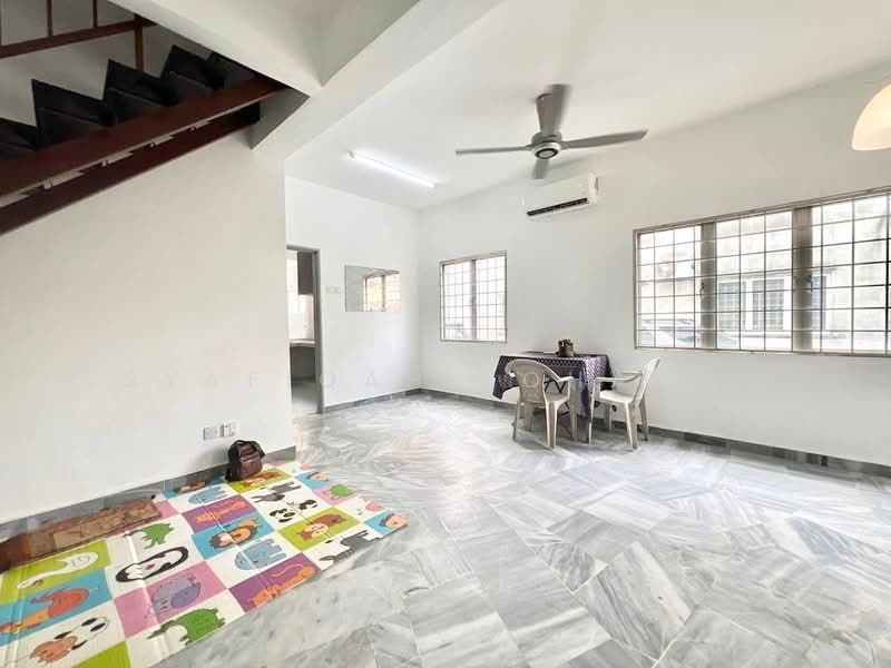 Rumah Berkembar untuk Dijual di Saujana utama 1 (Sungai Buloh) - Syafiqah Sohaimi - PropertyGuru.com.my