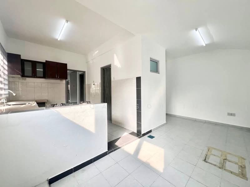 Rumah Berkembar untuk Dijual di Saujana utama 1 (Sungai Buloh) - Syafiqah Sohaimi - PropertyGuru.com.my