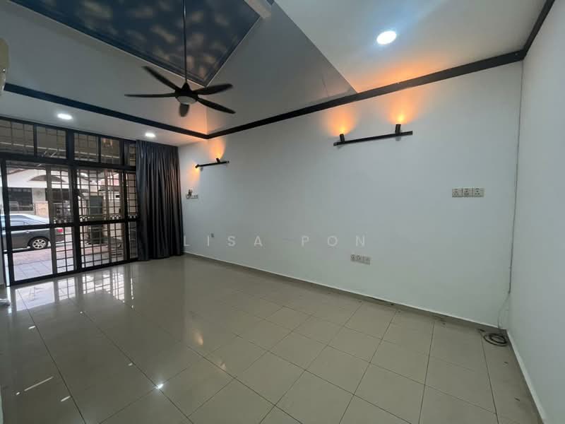 Rumah Teres 1.5 Tingkat untuk Disewa di Taman Molek (Johor Bahru) - Lisa Pon - PropertyGuru.com.my