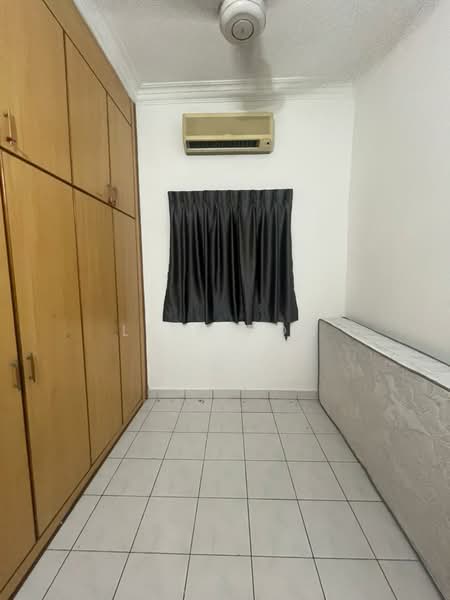 Rumah Teres 1.5 Tingkat untuk Disewa di Taman Molek (Johor Bahru) - Lisa Pon - PropertyGuru.com.my
