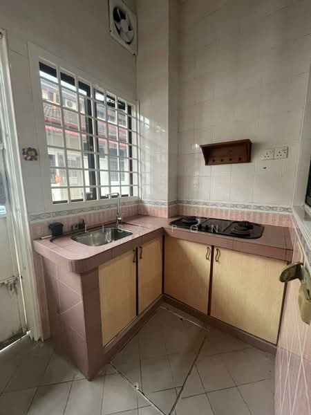Rumah Teres 1.5 Tingkat untuk Disewa di Taman Molek (Johor Bahru) - Lisa Pon - PropertyGuru.com.my
