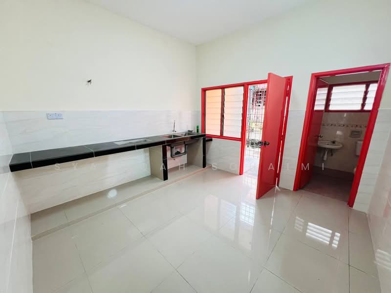 Semi-Detached House for Sale in Taman Pelangi Semenyih (Semenyih) - Syafiqah Sohaimi - PropertyGuru.com.my