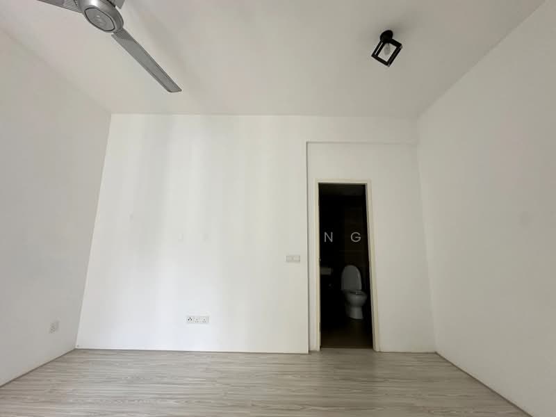 Servis Apartment untuk Dijual di Lexa Residence @ The Quartz WM - JK Leong - Bathroom - PropertyGuru.com.my