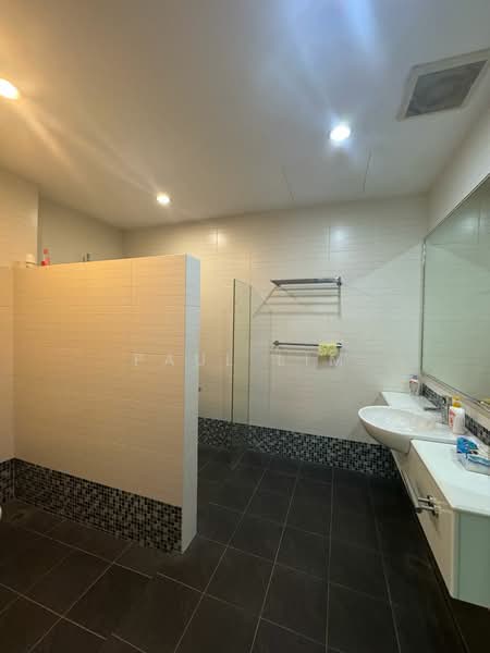 Shop for Rent in George Town (Penang) - Paul Lim - Bathroom - PropertyGuru.com.my