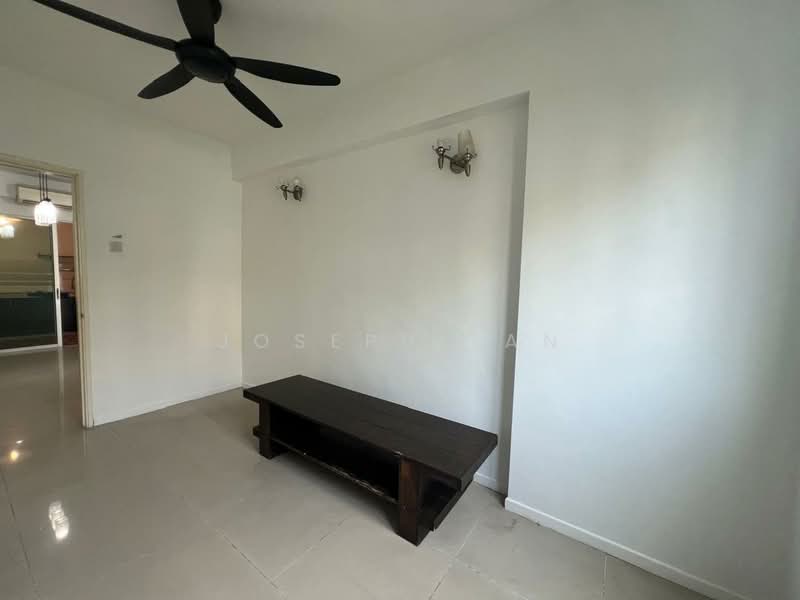 Kondominium untuk Dijual di Sri Jati II - JOSEPH TAN - Living Room - PropertyGuru.com.my
