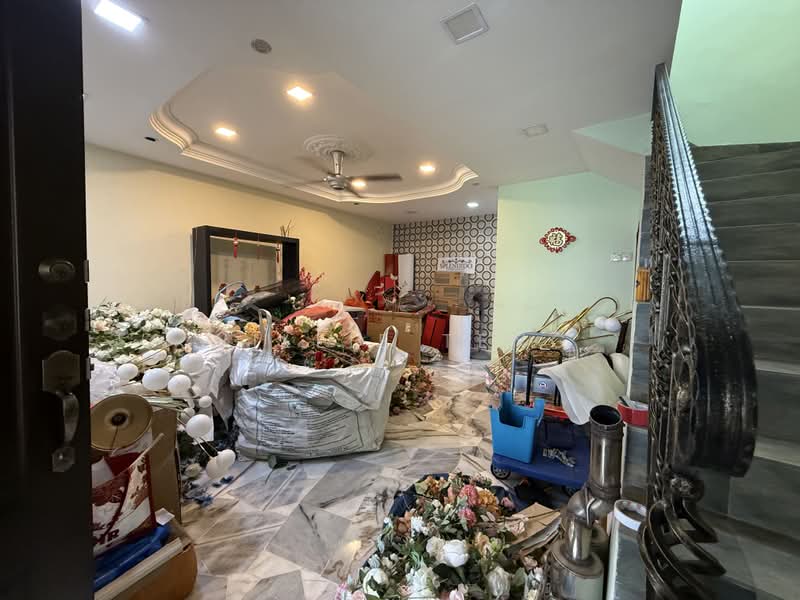 Rumah Teres untuk Dijual di Taman Desa Serdang (Seri Kembangan) - Willie Teng - Interior - PropertyGuru.com.my