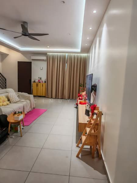 3-storey Terraced House for Rent in Batu 9 (Cheras) - Cindy Lai - Living Room - PropertyGuru.com.my