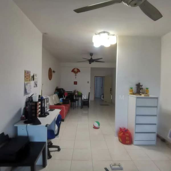 Condominium for Sale at Regency Heights Condo - Kevin Lim - Living Room - PropertyGuru.com.my