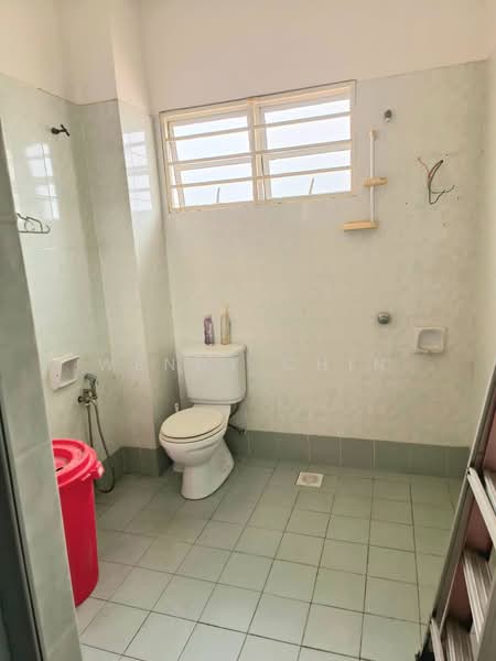 Rumah Teres 2 Tingkat untuk Dijual di TAMAN PUCHONG UTAMA (Puchong) - Wendy Chin - Bathroom - PropertyGuru.com.my