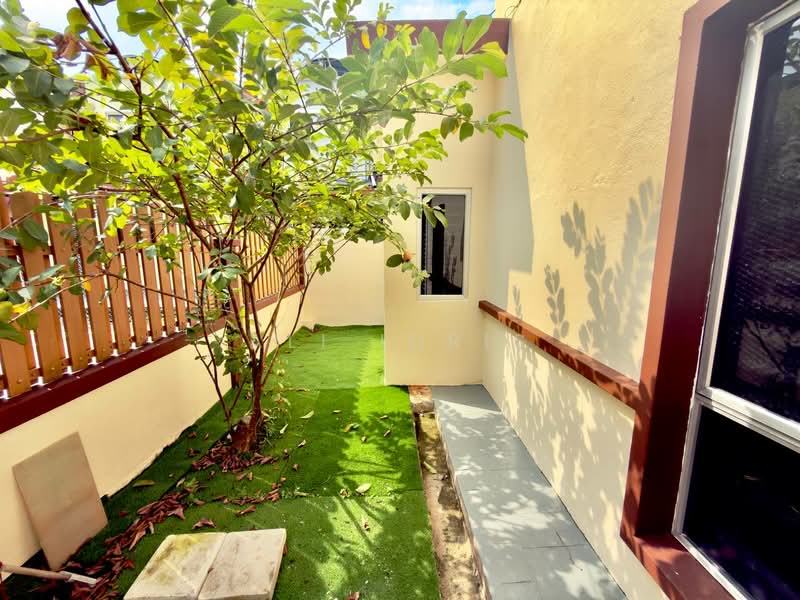 2-storey Terraced House for Sale in Bandar Mahkota Cheras (Cheras) - Ali Idris - Exterior - PropertyGuru.com.my