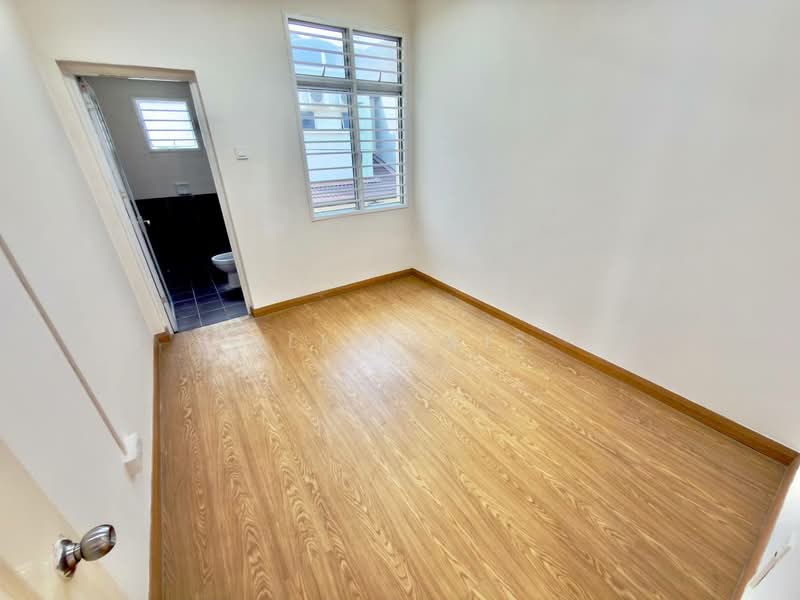 2-storey Terraced House for Sale in Bandar Mahkota Cheras (Cheras) - Ali Idris - Bathroom - PropertyGuru.com.my