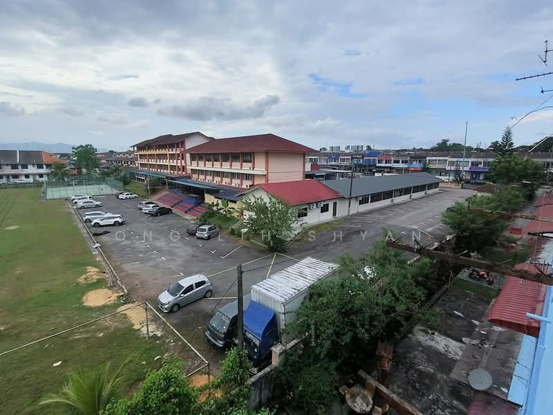 Flat for Sale at Flat Taman Ungku Tun Aminah - Ong Lih Shyan - Exterior - PropertyGuru.com.my