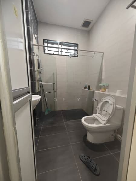 2.5-storey Terraced House for Sale in Taman Ehsan Jaya (Ulu Tiram) - Chloe Ying - Bathroom - PropertyGuru.com.my