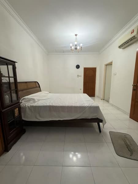 2.5-storey Terraced House for Sale in Taman Pelangi (Johor Bahru) - Kratos Wong - PropertyGuru.com.my