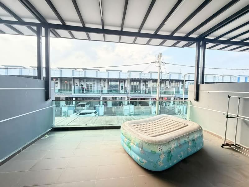 Rumah Teres 2-Tingkat untuk Dijual di Taman Pulai Jaya (Kulai) - Ong Lih Shyan - Balcony - PropertyGuru.com.my