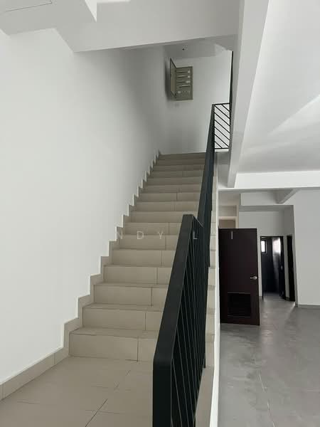 3-storey Terraced House for Sale in Batu 9 (Cheras) - Cindy Lai - Interior - PropertyGuru.com.my