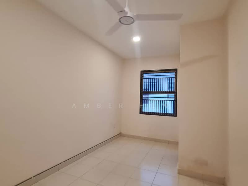 Rumah Teres 2 Tingkat untuk Dijual di Bandar Tiram (Ulu Tiram) - Amber Hew - PropertyGuru.com.my