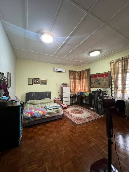 Semi-Detached House for Sale in Taman Munsyi Ibrahim (Johor Bahru) - Ong Lih Shyan - Bedroom - PropertyGuru.com.my