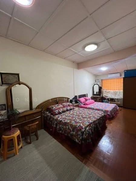 Semi-Detached House for Sale in Taman Munsyi Ibrahim (Johor Bahru) - Ong Lih Shyan - Bedroom - PropertyGuru.com.my