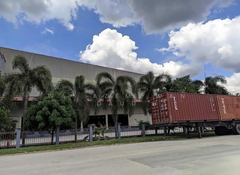 Warehouse for Rent in Subang Jaya (Selangor) - Wan Azemi Wan Daud - Exterior - PropertyGuru.com.my
