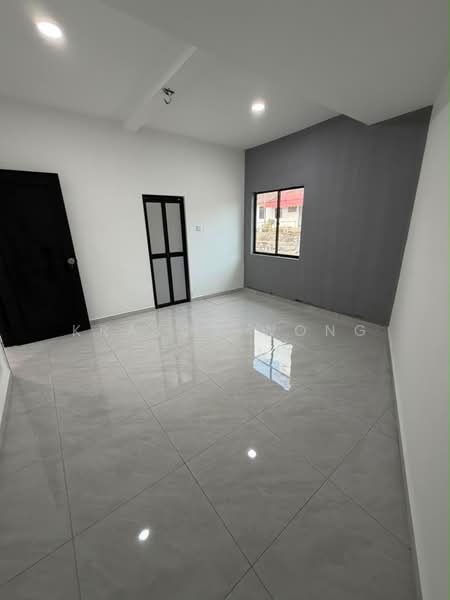 Rumah Teres 1-Tingkat untuk Dijual di Taman Suria (Johor Bahru) - Kratos Wong - PropertyGuru.com.my