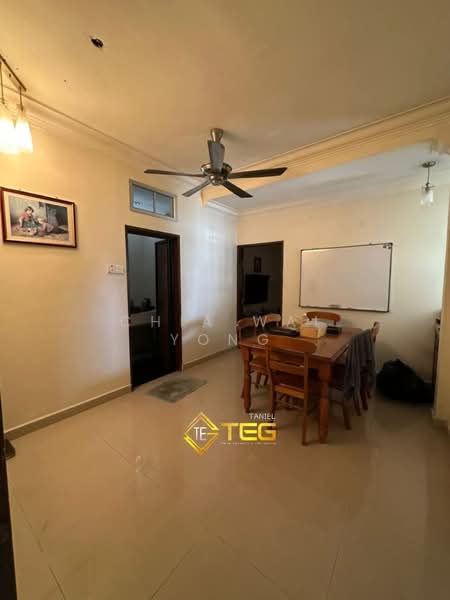 Terraced House for Sale in Bandar Botanic (Klang) - Chia Wai Yong - Dining Room - PropertyGuru.com.my