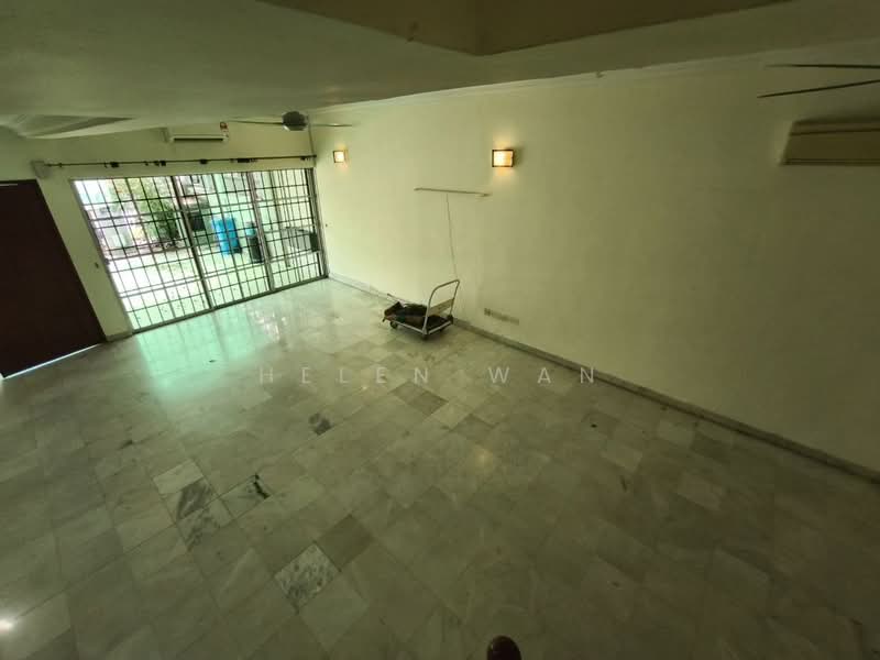 Terraced House for Sale in Bukit Rahman Putra (Sungai Buloh) - Helen Wan - Living Room - PropertyGuru.com.my