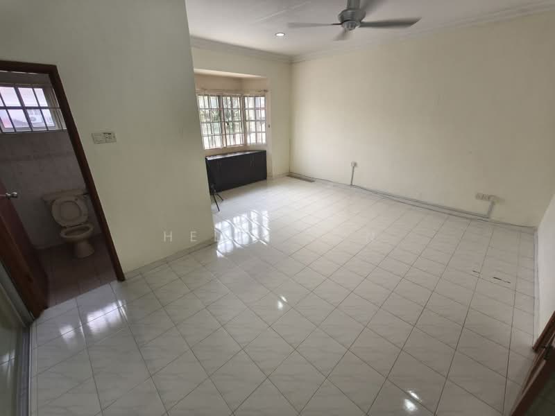 Terraced House for Sale in Bukit Rahman Putra (Sungai Buloh) - Helen Wan - Bathroom - PropertyGuru.com.my