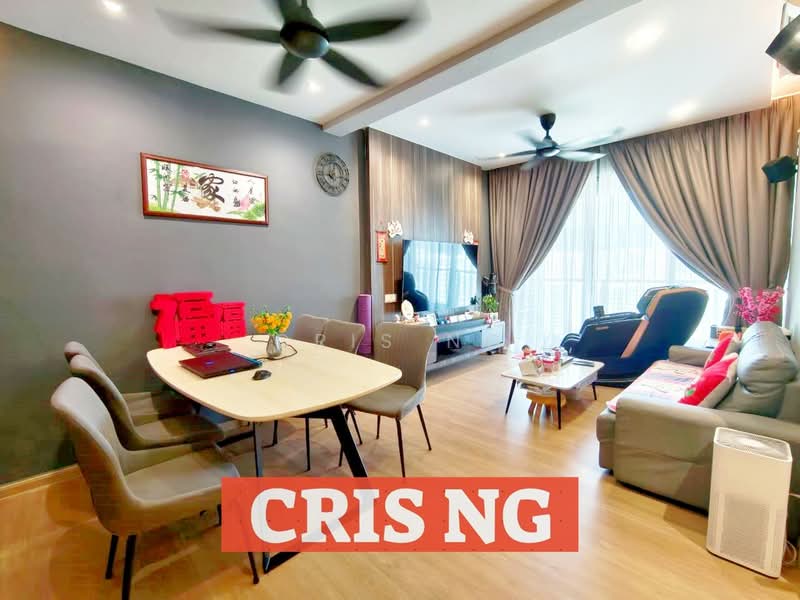 Kondominium untuk Dijual di Golden Triangle 2 - Cris Ng - Living Room - PropertyGuru.com.my