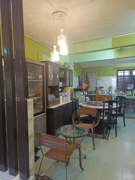 2-storey Terraced House for Sale in Bandar Selesa Jaya (Skudai) - Ong Lih Shyan - Kitchen - PropertyGuru.com.my