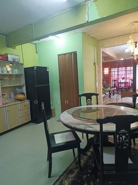 2-storey Terraced House for Sale in Bandar Selesa Jaya (Skudai) - Ong Lih Shyan - Dining Room - PropertyGuru.com.my