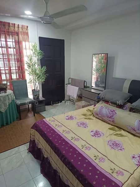 2-storey Terraced House for Sale in Bandar Selesa Jaya (Skudai) - Ong Lih Shyan - Bedroom - PropertyGuru.com.my