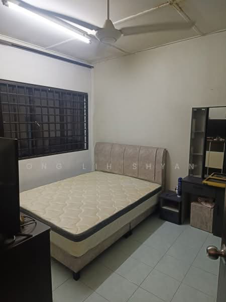 2-storey Terraced House for Sale in Bandar Selesa Jaya (Skudai) - Ong Lih Shyan - Bedroom - PropertyGuru.com.my