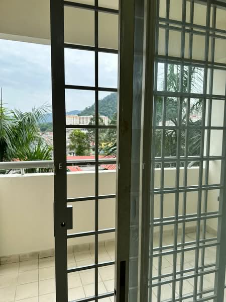 Apartment for Rent at Suria Kipark Damansara - Jenson Toh - Balcony - PropertyGuru.com.my