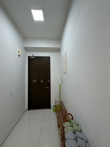 Pangsapuri untuk Dijual di Royal Strand @ Country Garden Danga Bay - May Lee - Entrance - PropertyGuru.com.my