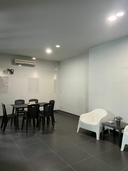 Service Residence for Rent at One Maxim - Noor Zalifa Binti Zakaria - Meeting Room - PropertyGuru.com.my
