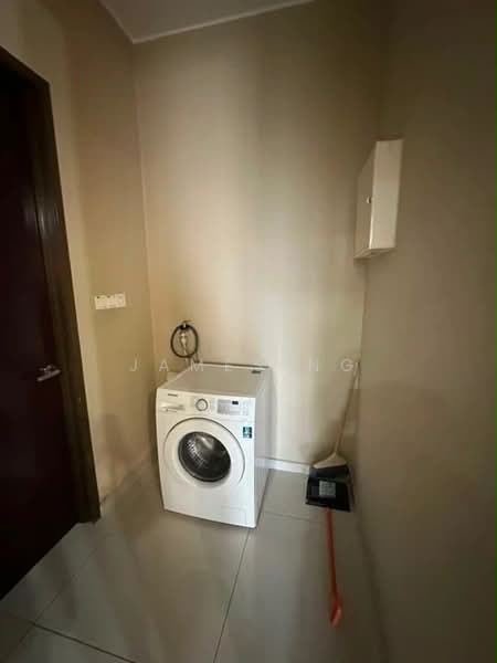Kondominium untuk Disewa di Amberside @ Country Garden Danga Bay - James Ng - PropertyGuru.com.my