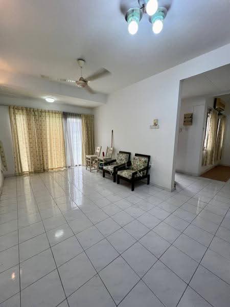 Semi-Detached House for Sale in Bandar Seri Alam (Masai) - Ong Lih Shyan - Living Room - PropertyGuru.com.my