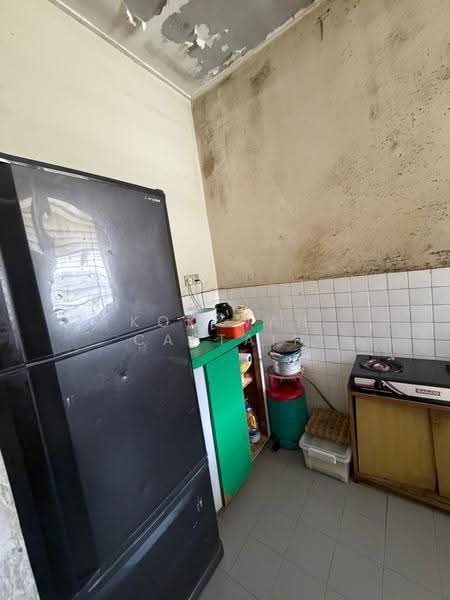 Terraced House for Sale in Batu 9 (Cheras) - Kok Wah Captain - Kitchen - PropertyGuru.com.my