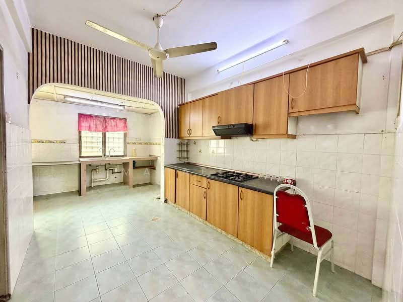 2-storey Terraced House for Sale in Saujana Utama (Selangor) - Mahafiz . - Kitchen - PropertyGuru.com.my