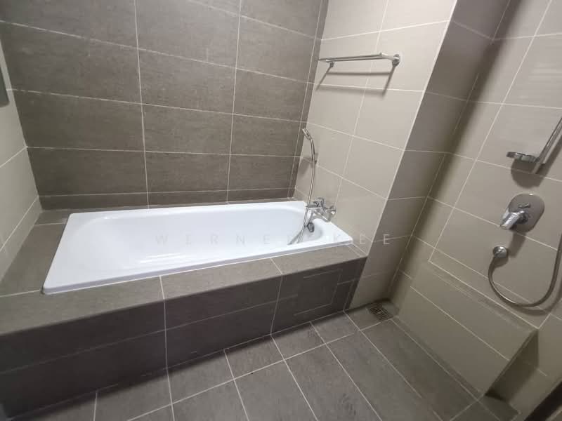 Condominium for Sale at Iskandar Residences - Werner Kee - Bathroom - PropertyGuru.com.my