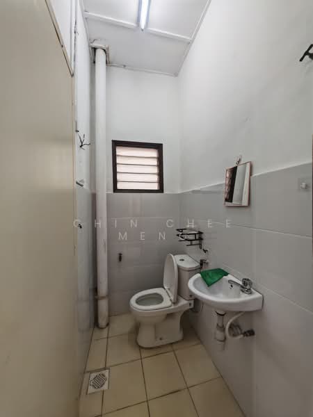 Rumah Bandar untuk Disewa di Pandan Indah (Ampang) - Chin Chee Meng - Bathroom - PropertyGuru.com.my