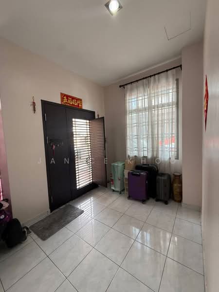 Semi-Detached House for Sale in Taman Bukit Jaya (Ulu Tiram) - Janice Khoo - Entrance - PropertyGuru.com.my